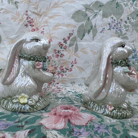 Two Lustreware Bunny Rabbits - Picture 9 of 11